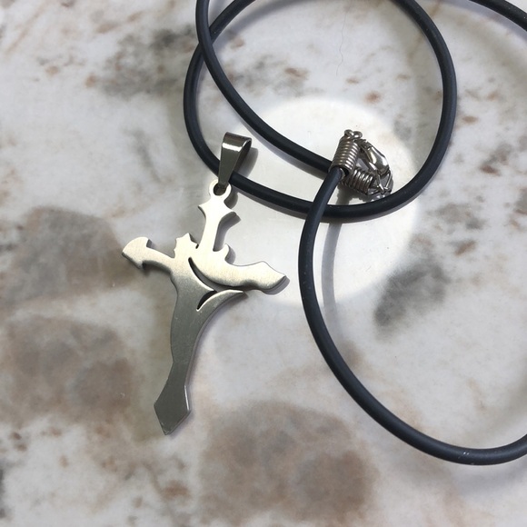 necklace - Picture 2 of 3